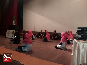تصویر آئین تجلیل از ٢٠٠ استاد رشته های هنری فردیس برگزار شد