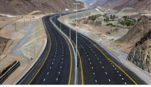 تصویر رییس جمهور بودجه سه طرح بزرگ ترافیکی البرز را ابلاغ کرد