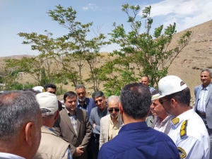 تصویر طرح تعریض جاده روستایی آتشگاه کرج آغاز شد