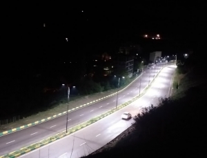 تصویر ۷۰۰  متر شبکه جدید روشنایی جدید در مسیر انتهایی بلوار آیت اله طالقانی درطالقان احداث شد