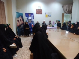 تصویر جلسه تبیین مبانی حجاب و عفاف در کتابخانه اشتهارد برگزار شد