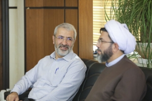 تصویر لزوم بهره‌مندی از ظرفیت نخبگان