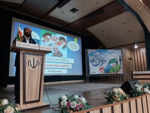 تصویر مشاوران نقش موثری در پیشبرد اهداف تعلیم و تربیت دارند