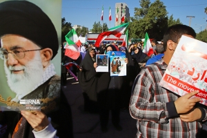 تصویر پیدایش و بقای انقلاب اسلامی مدیون حرکت‌های مردمی است