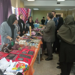 تصویر جشنواره هنرهای دستی جامعه هدف بهزیستی برگزار شد
