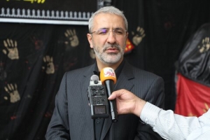 تصویر قدردانی شهردار کرج از مسئولین شیرخوارگاه امام علی (ع)
