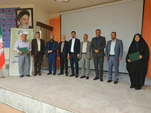 تصویر کسب رتبه برتر کشوری در اجرای فراخوان بین المللی رهیافت های نوین سوادآموزی در زیست بوم جدید