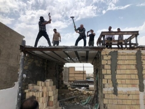 تصویر ساخت و ساز غیرمجاز در خیابان فروردین رفع اثر شد