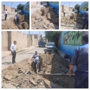 تصویر نصب شیر تخلیه بر روی شبکه توزیع آب در خیابان گلستان شهر تنکمان