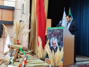 تصویر در جنگ اقتصادی تحمیلی، دفاع مقدس همچنان ادامه دارد