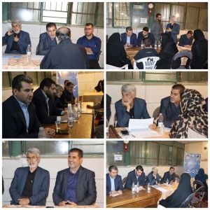 تصویر میز خدمت آموزش و پرورش ناحیه ۴ کرج برپا شد