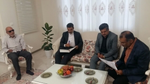 تصویر دیدار با جانبازان روشندل در شهر کرج توسط فرماندار