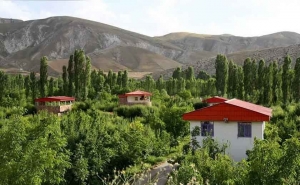 تصویر واحدهای اقامتی غیرمجاز ساوجبلاغ و چهارباغ فراخوانده شدند