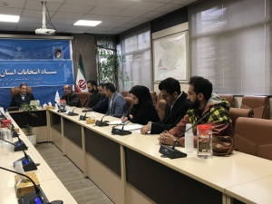 تصویر تعامل مطلوب اداره کل سیاسى با احزاب و تشکل هاى استان البرز
