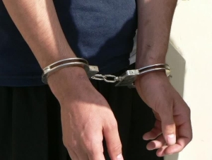 تصویر اعتراف به 20 فقره سرقت در کرج