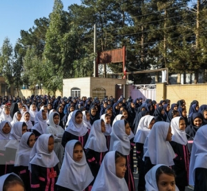تصویر ‌اطلاع رسانی نرخ بیمه حوادث، کتب درسی و نصب جدول مبالغ در محل ثبت نام مدارس الزامی است