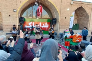 تصویر جشن شب یلدا در محل کاروانسرای شاه عباسی کرج برگزار شد