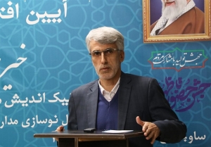 تصویر قطار مدرسه‌سازی البرز به ایستگاه کردان رسید