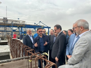 تصویر بازدید دکتر خدائیان رئیس بازرسی کل کشور از پروژه پل B1