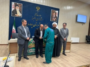 تصویر زیربنای رشد اقتصادی هر جامعه‌ای با تلاش و جدیت کارگران محقق می‌شود