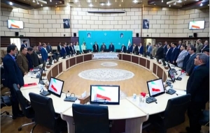 تصویر تلاوت استاد مهدی فلاح نژاد با حضور نماینده ویژه رئیس جمهور و رئیس ستاد مبارزه با قاچاق کالا و ارز کشور