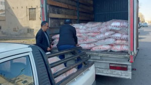 تصویر توزیع ۴۸ تن کالا در ۱۲ روز جنگ به همت بازاریان ساوجبلاغ