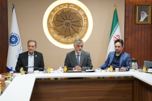 تصویر تصمیمات ملی باید با نظر فعالان اقتصادی اتخاذ شود