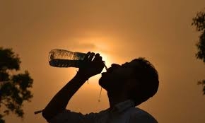 زائرین اربعین باید بهطور مرتب و پیش از احساس تشنگی، آب بنوشند