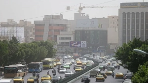 چالش‌های زندگی شهری در پایان تابستان