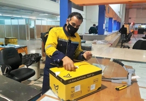 تصویر کاربران لینک پیامک های جعلی پستی را باز نکنند