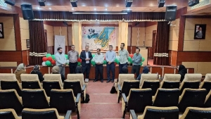 تصویر کلاس آموزشی توجیهی رانندگان سرویس مدارس در هشتگرد برگزار شد