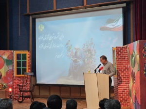 تصویر برگزاری مراسم شب شعر به مناسبت ۸ مهر روز فرهنگی نظرآباد