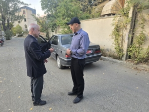 تصویر ارتقای اعتماد عمومی با برپایی میز خدمت در بخش آسارا