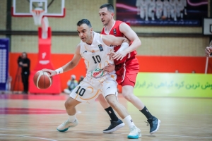 تصویر تیم بسکتبال مهگل البرز مقابل شهرداری گرگان متوقف شد