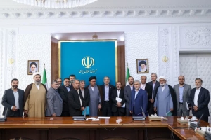 تصویر دین مبین اسلام و تمدن ایران به مثابه یک تنه و پیکره هستند