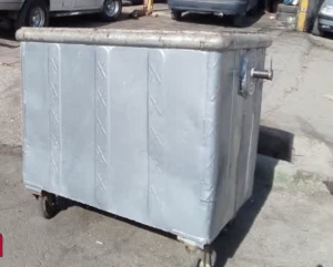 تصویر اجرای طرح رنگ‌آمیزی سطل‌های زباله مکانیزه در ماهدشت و شهرک پیام