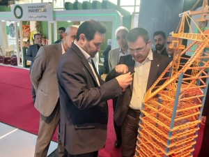 تصویر بازدید مدیرکل صمت البرز از بیست و پنجمین نمایشگاه بین‌المللی صنعت ایران