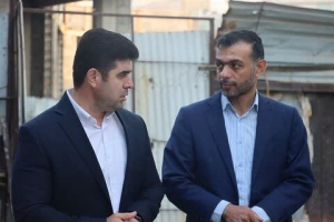 تصویر بازدید عضو شورای اسلامی کرج و کمیته فنی سرمایه‌گذاری شهرداری از پروژه مجتمع مهرویلا