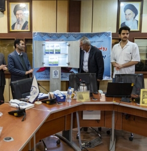 تصویر رونمایی از کتاب «بیابان‌زدایی؛ راهکارها و اثرات»