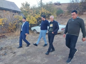 تصویر بازدید شهردار طالقان از  منطقه هادی آباد از محله‌ خسبان