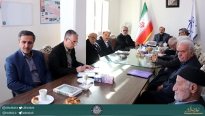 تصویر جلسه هم‌اندیشی معتمدین شهرستان طالقان با نماینده مردم برگزار شد