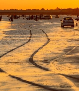 تصویر ایران هنوز زیرساخت‌های لازم برای توسعه ورزش‌های ساحلی را ندارد