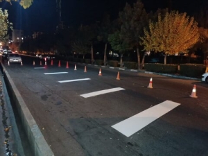 تصویر سرعت‌کاه‌های معابر منطقه ۱ کرج رنگ‌آمیزی شد