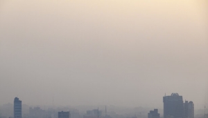 تصویر دورکاریِ مبهم در روزهای آلودگی هوا؛ سردرگمی کارمندان و مردم در البرز