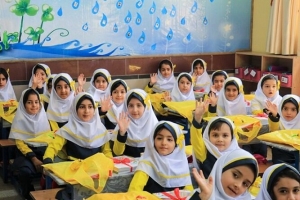 تصویر تراکم ۴۵ نفره کلاس‌ها همچنان چالش مدارس فردیس
