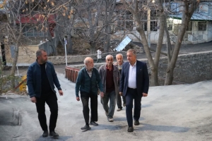 تصویر بازدید میدانی و دیدار مردمی فرماندار طالقان از روستای اوچان