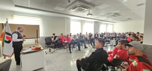 تصویر آموزش ۱۲۰ آتش‌نشان استان در مرکز آموزش آتش‌نشانی فردیس