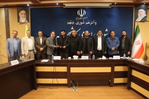 تصویر تقدیر از فرمانده حوزه مقاومت بسیج ۴۱۹ صابرین خرمدشت و پیشاهنگی