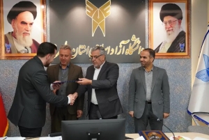 تصویر تقدیر فرمانده نیروی زمینی محوری ارتش جمهوری اسلامی ایران از استاندار البرز