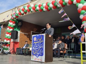 تصویر دانش‌آموزان با بصیرت و علم، پرچمداران تمدن‌سازی نوین اسلامی خواهند بود